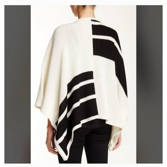 Brochu Walker alpaca & wool blend Cardigan Size One Size Shawl color block Peru - Picture 2 of 9